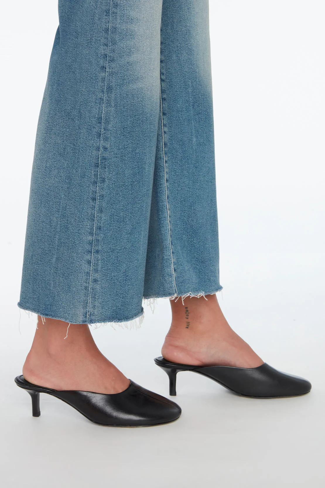 7 FOR ALL MANKIND - WOMEN'S  DENIM PANT CROPPED JO - Image 3