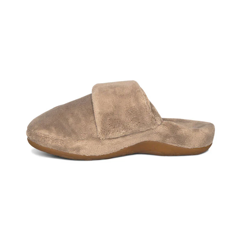 AETREX- WOMEN'S MANDY CLOSED TOE COFFEE SLIPPER - Image 3