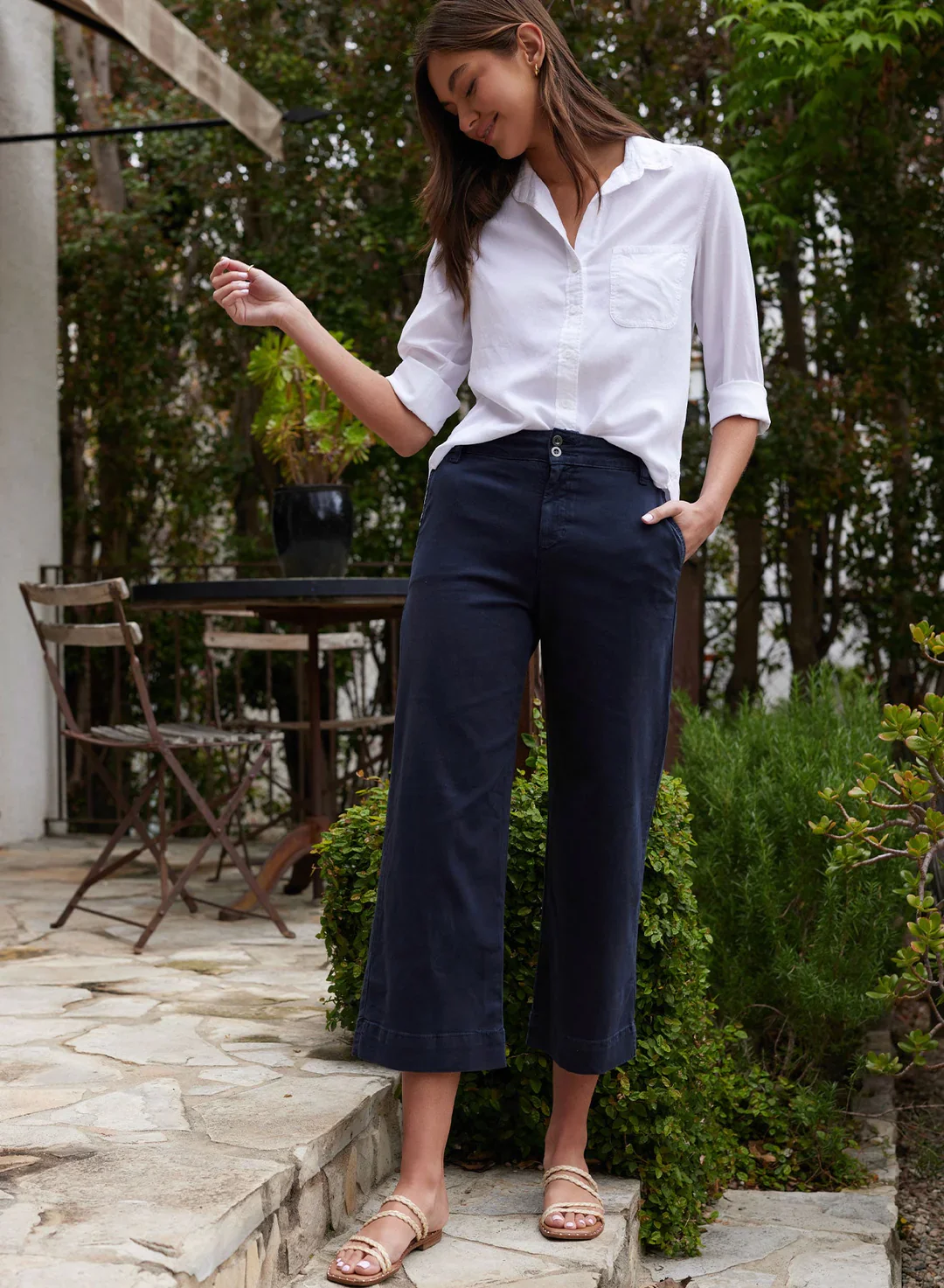 BELLA DAHL- WOMEN'S TAIL BUTTON DOWN SHIRT - Image 5