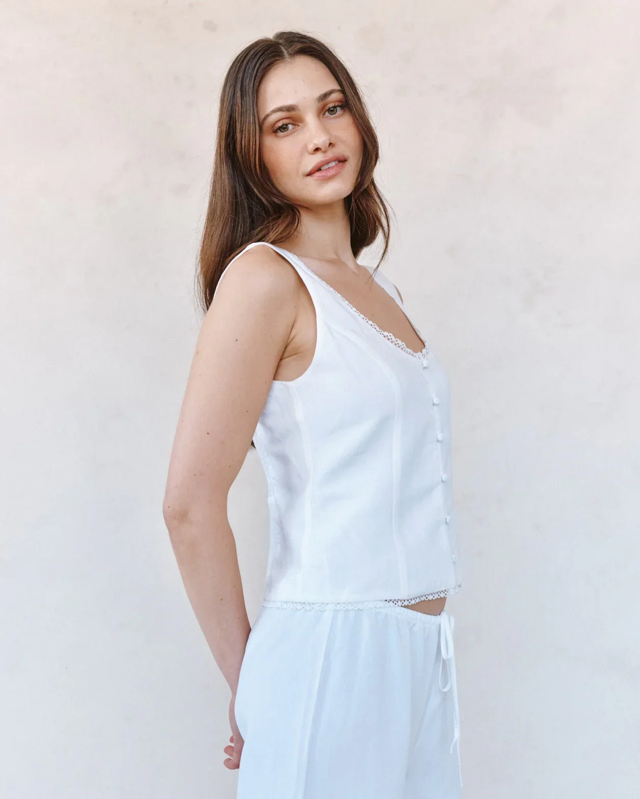 BELLA DAHL - WOMEN'S FITTED BODICE TOP - Image 3