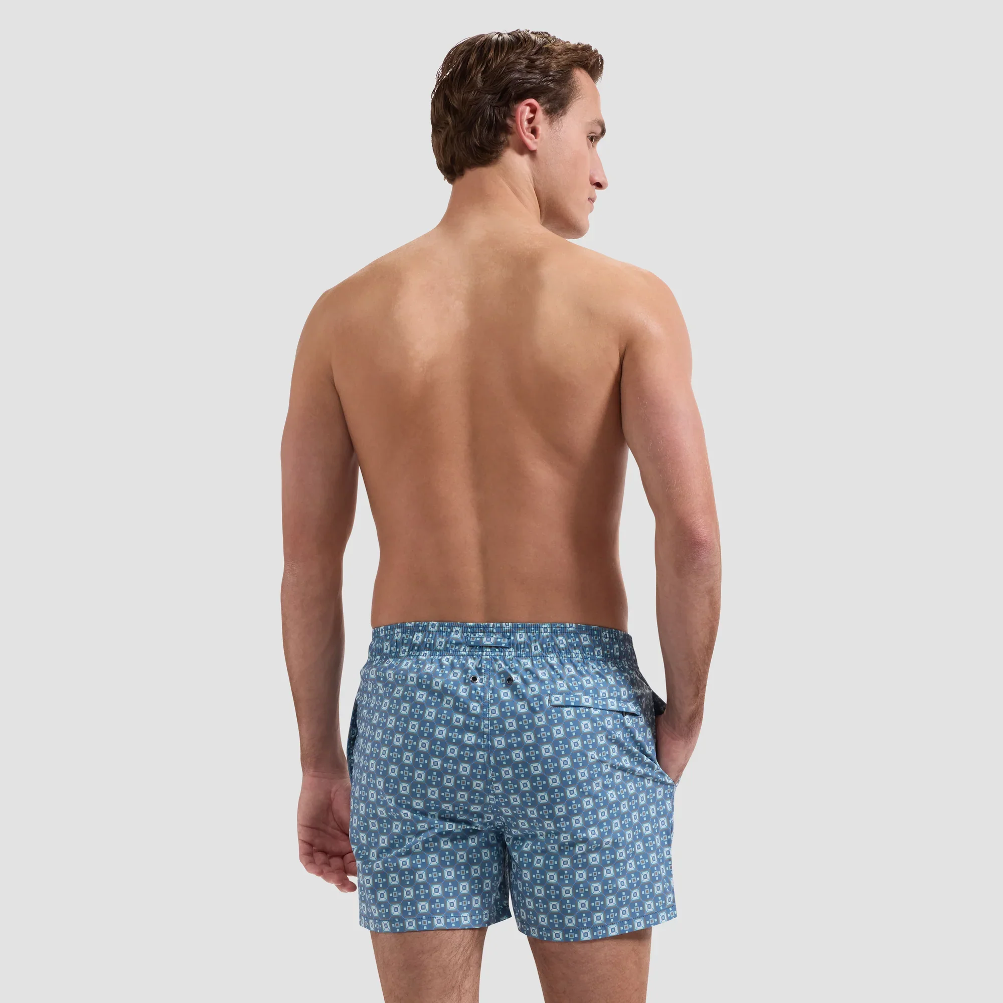 BUGATCHI - CRUZ MID - LENGTH SWIM JXM221M40 - Image 4