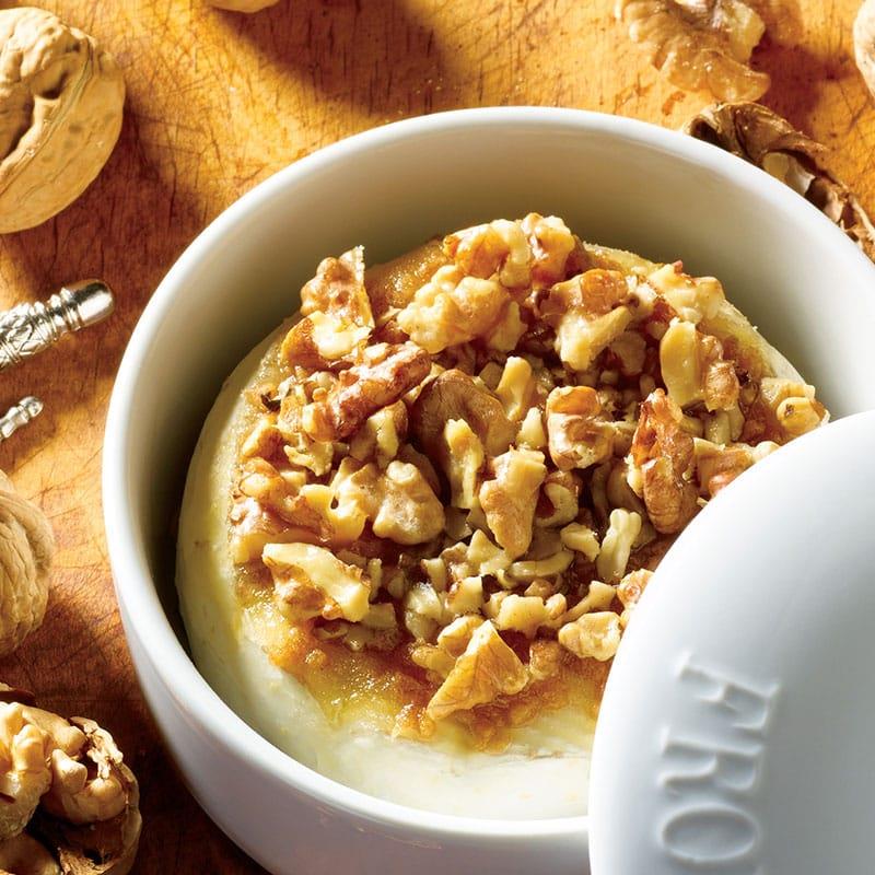 GOURMET DU VILLAGE - MAPLE SUGAR & CRUNCHY WALNUT BAKED BRIE TOPPINGS - Image 2