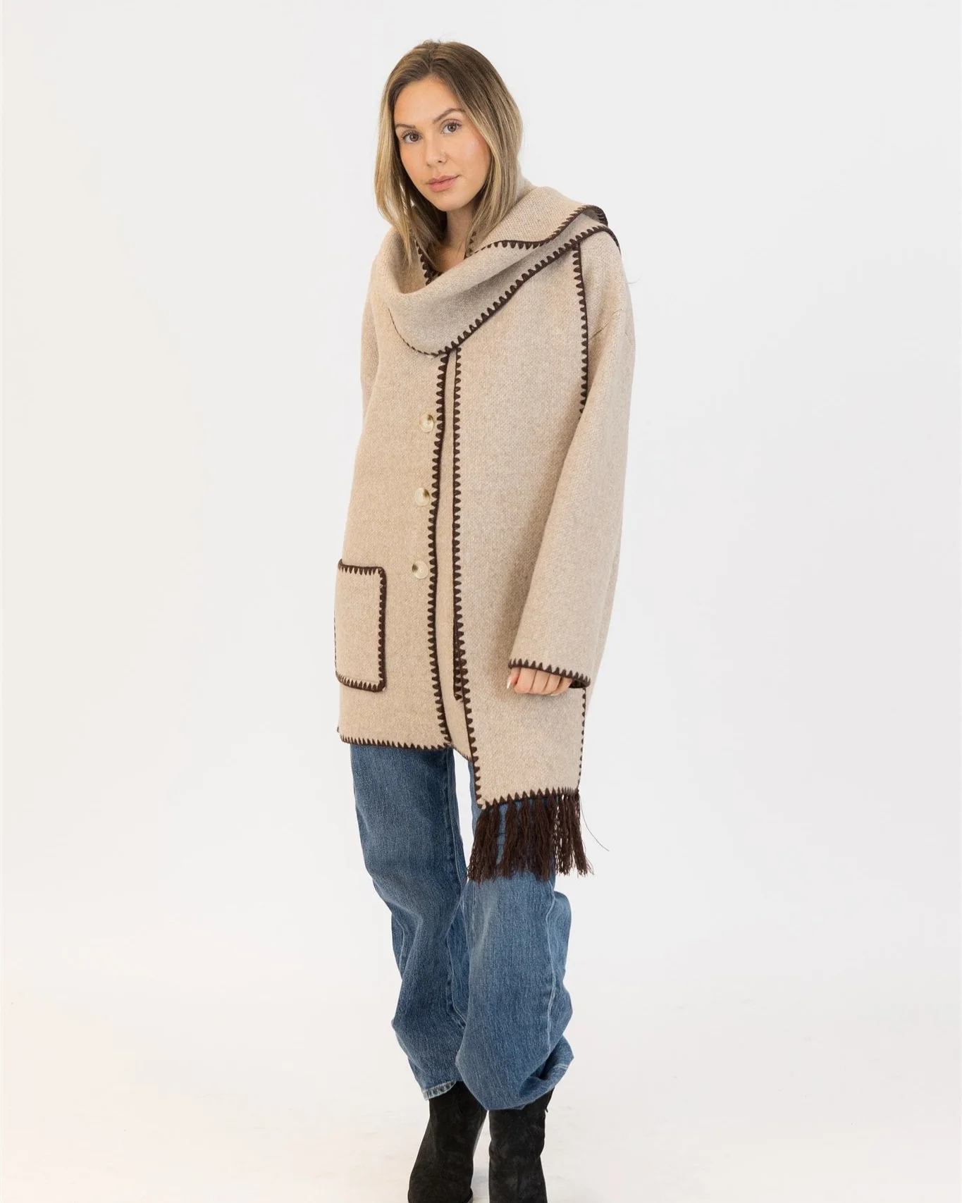 LYLA & LUXE - WOMEN'S DELANEY SHORT COAT - Image 2