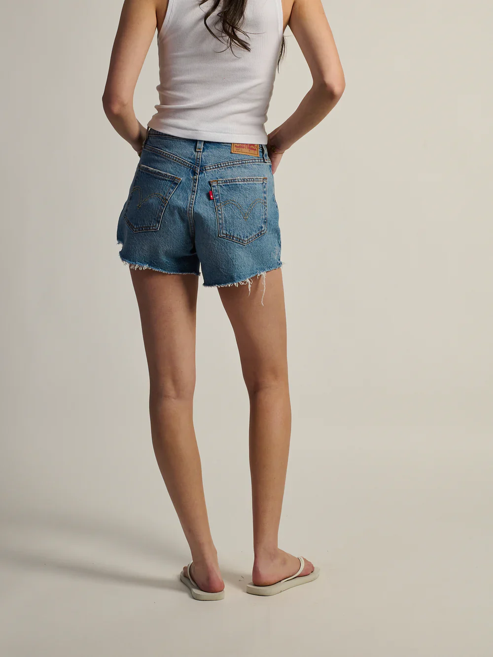 LEVI'S - 501® CURVE SHORT SIGNS OF SUCCESS - Image 6
