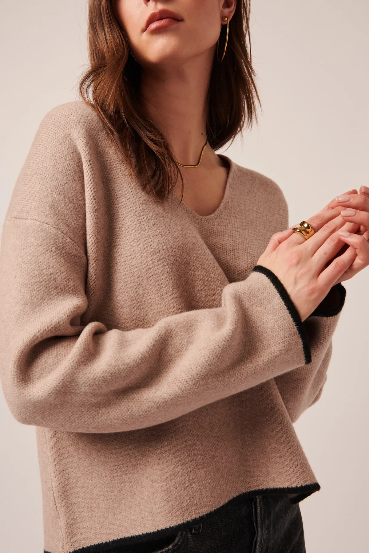 LINE- WOMEN'S GAIA SWEATER - Image 3