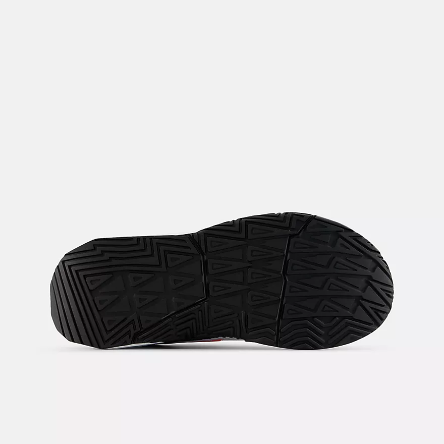 NEW BALANCE - KIDS FUELCELL PLAY LACE SHOE - Image 5