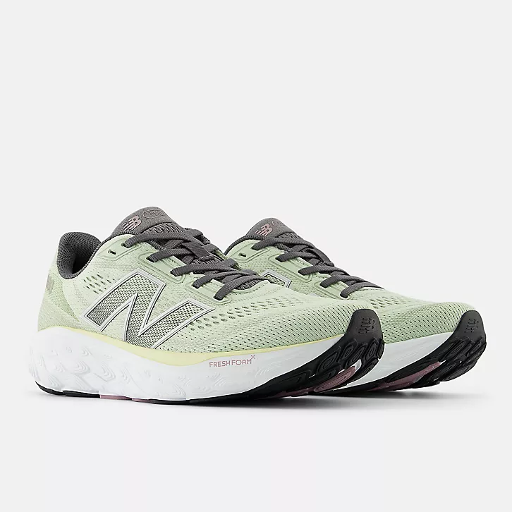 NEW BALANCE- WOMENS 880 SNEAKER - Image 2
