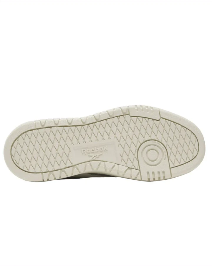 REEBOK - WOMEN'S CLUB C DOUBLE REVENGE SNEAKER - Image 2