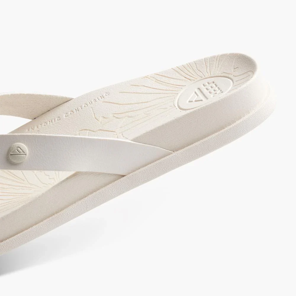 REEF- WOMEN'S CUSHION PORTO CRUZ SANDAL - Image 6