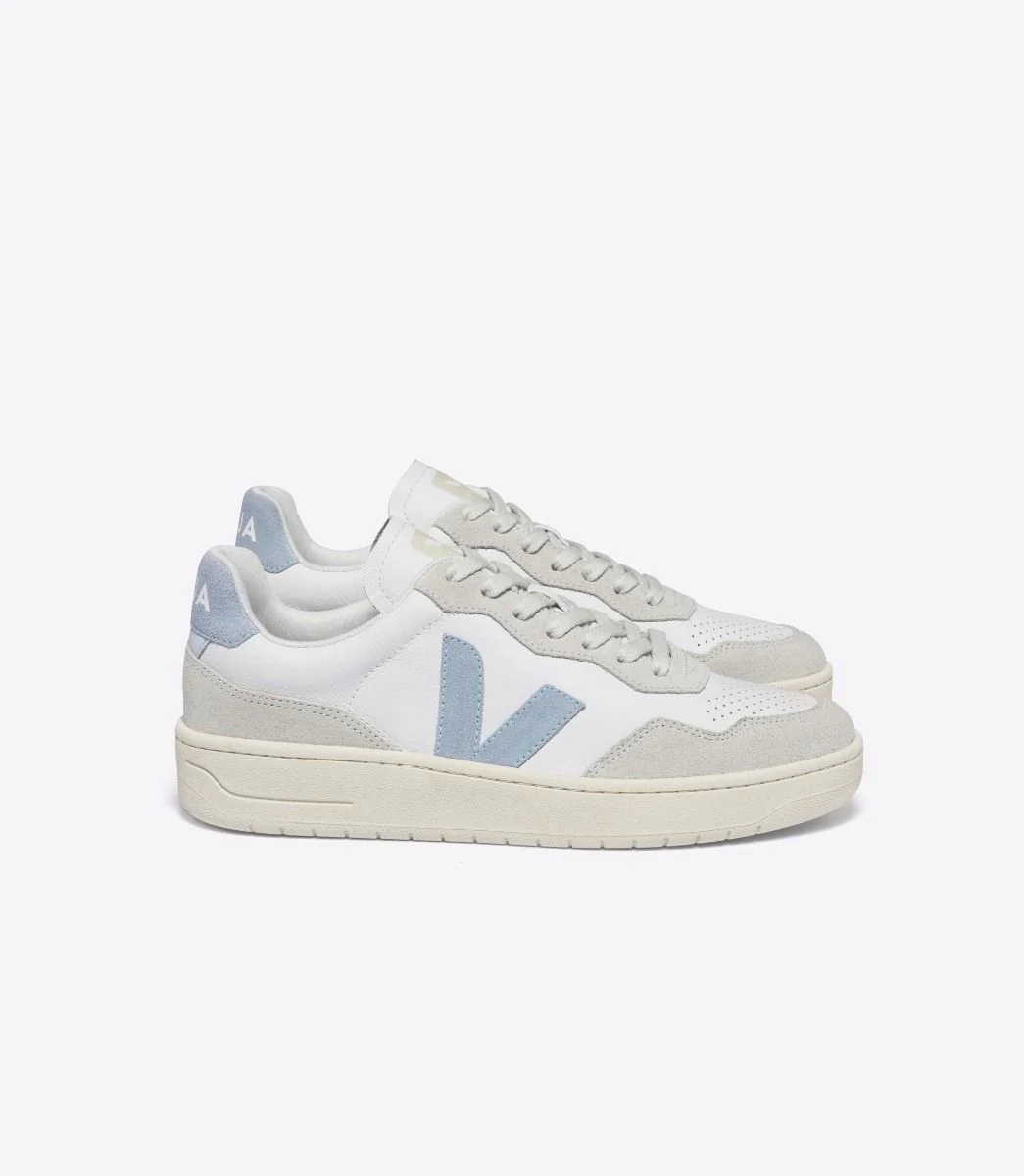 VEJA- WOMEN’S V-90 LEATHER SHOE - Image 4