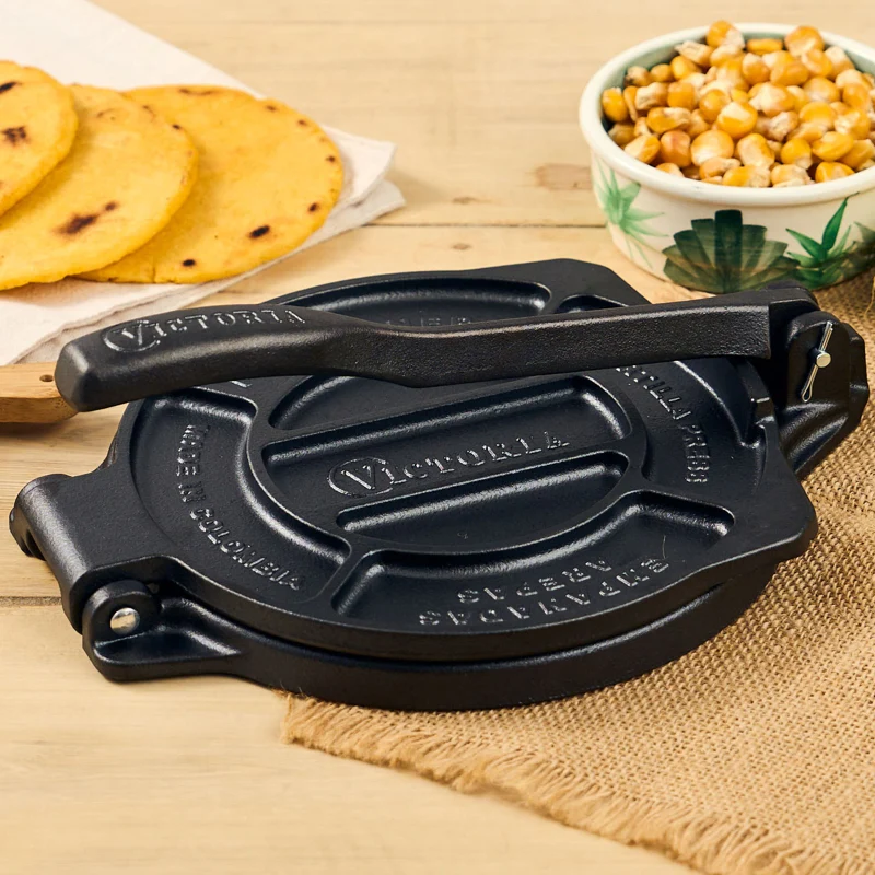 VICTORIA - TORTILLA PRESS 8" SEASONED - Image 4